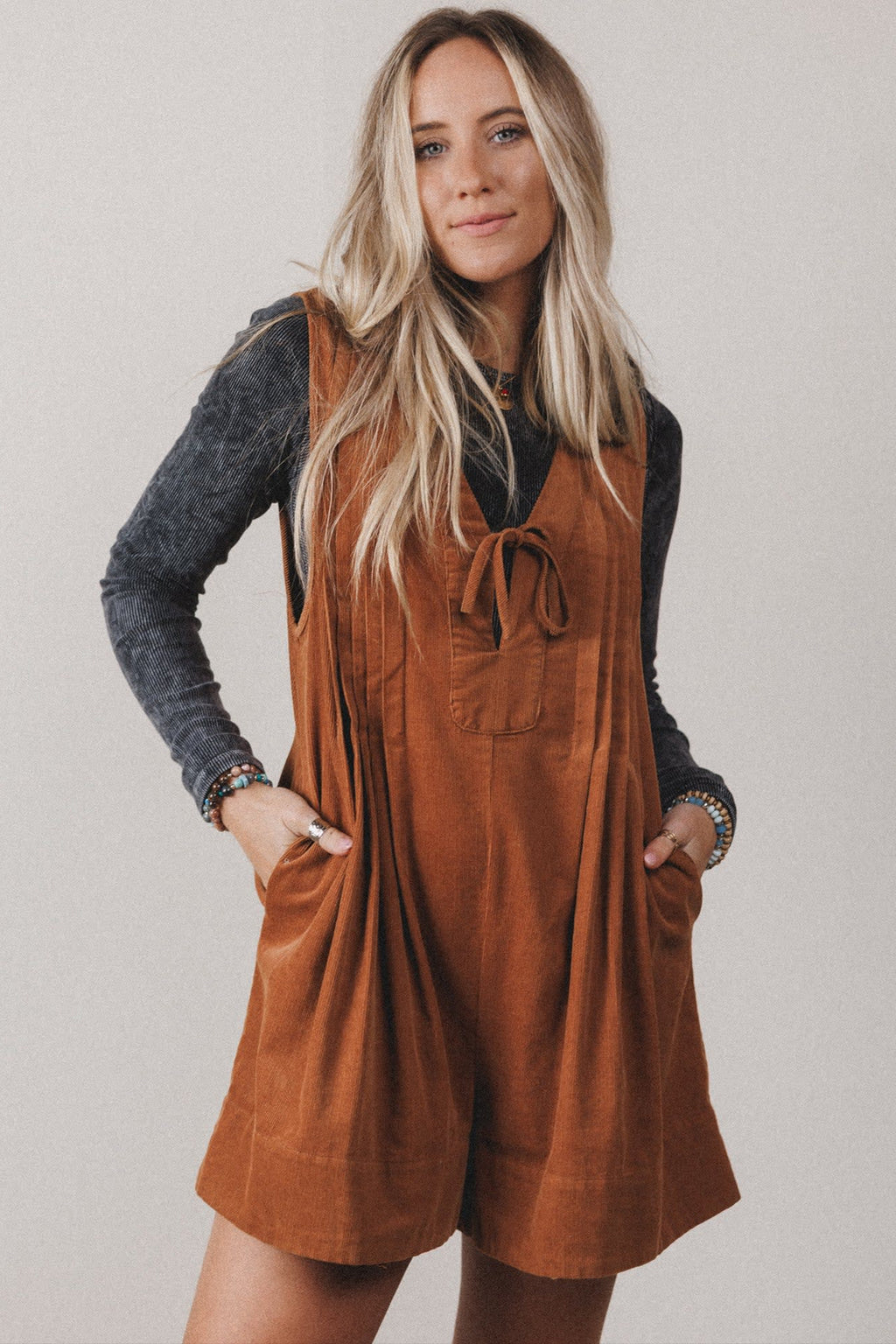 Cinnamon Solid Tie V Neck Sleeveless Corduroy Romper | UK 8–22